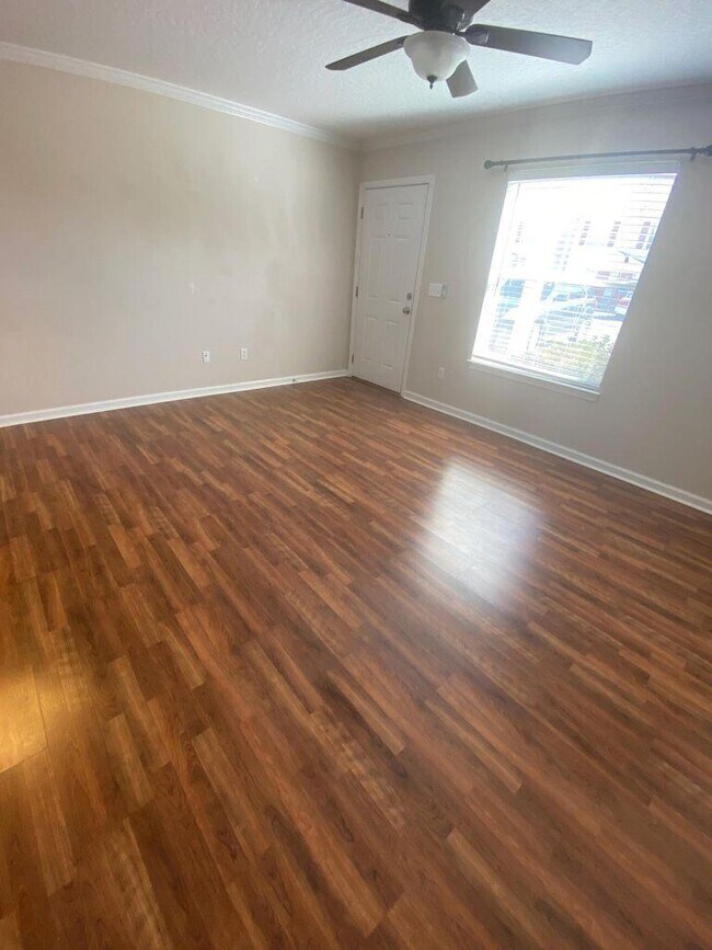 Building Photo - 1816 Shay-Lin Ct