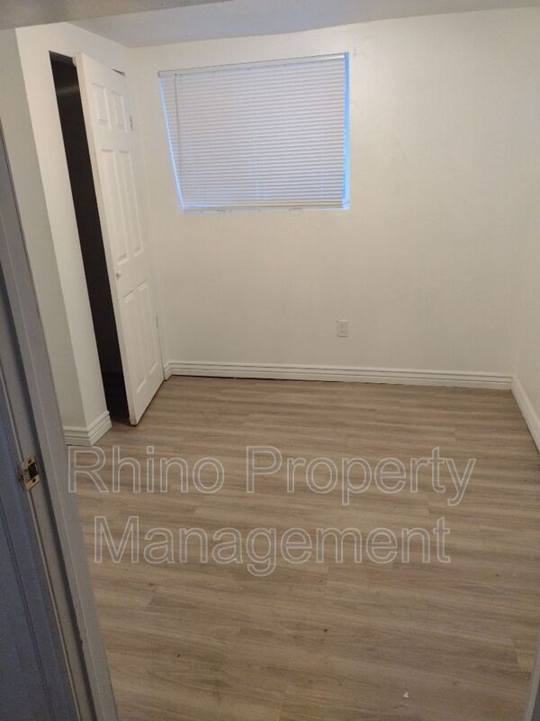 Building Photo - 174 7th St