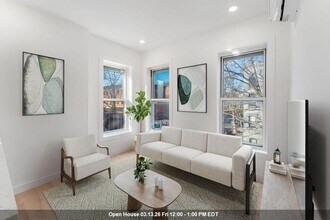 Building Photo - 306 Varick St