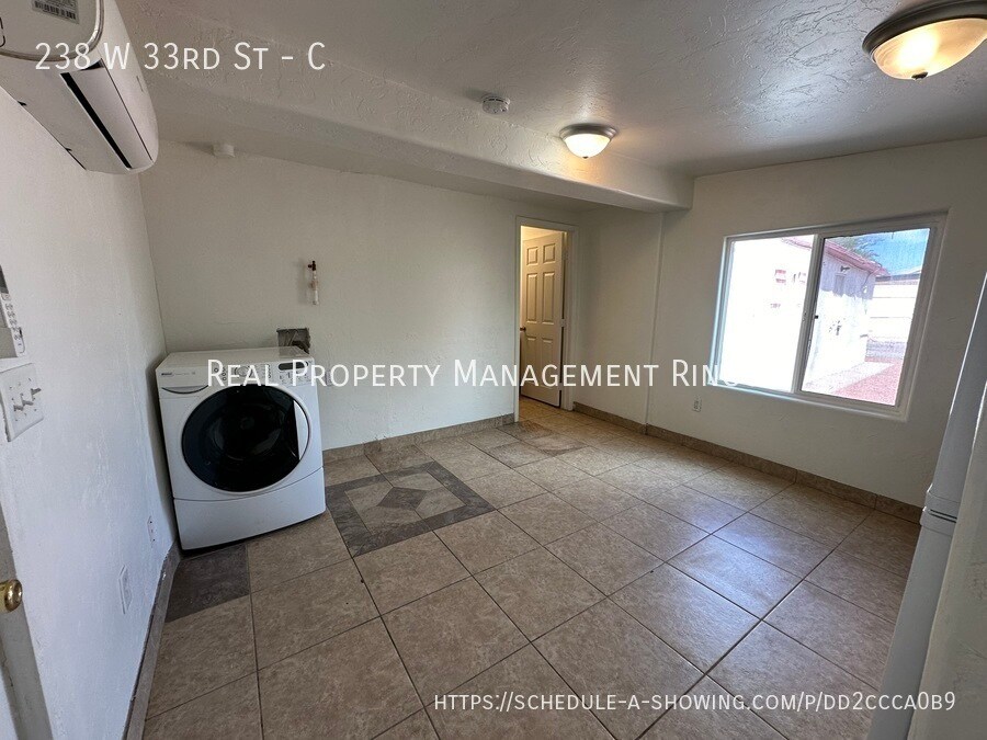 Building Photo - 238 W 33rd St