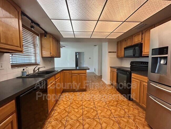 Building Photo - 13490 102nd Terrace