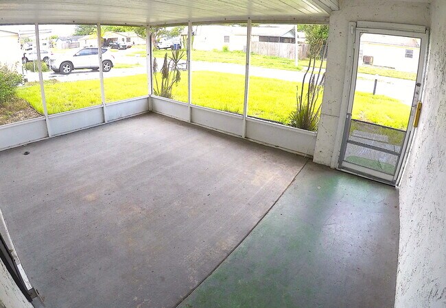 Foto del edificio - 7621 Heather St