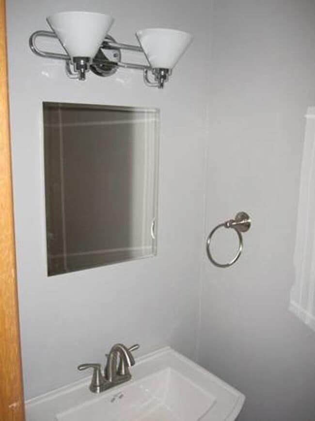 Foto del edificio - 3 Bedroom, 2 bath house close to UIHC and Kinnick.