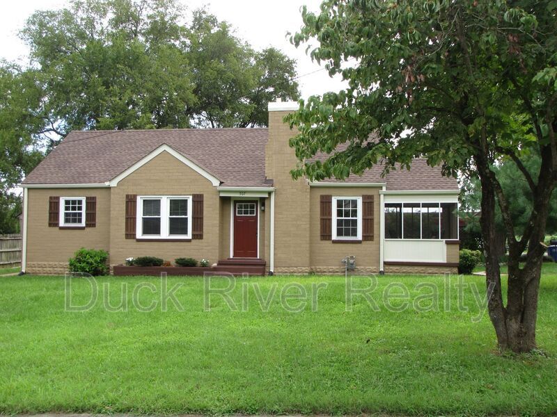 Primary Photo - 507 Adams Ave