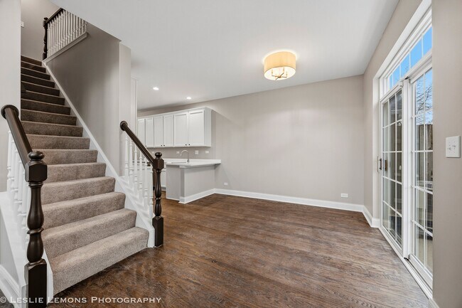 Foto del edificio - 2233 Hillsboro Ct
