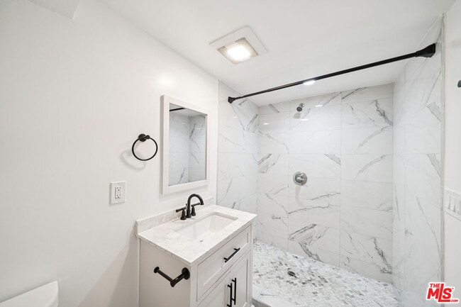 Foto del edificio - 1267 Vin Scully Ave