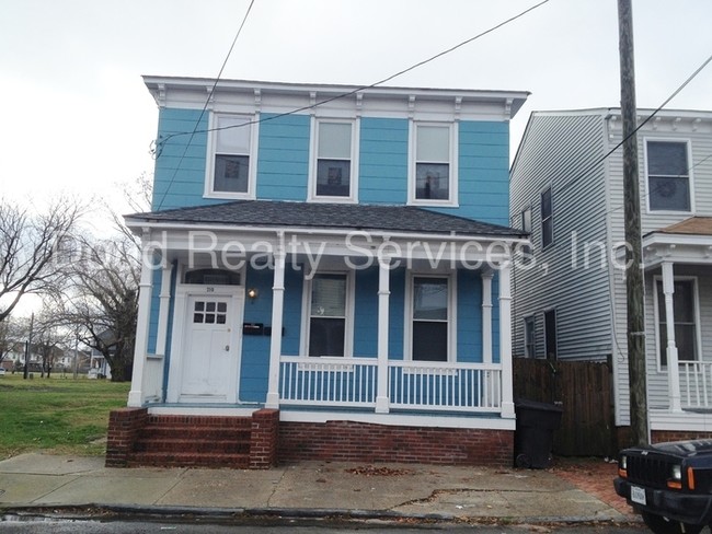 Building Photo - 710 Dinwiddie St