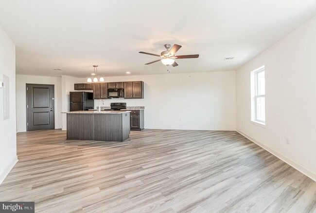 Building Photo - 1708 Fairmont Dr