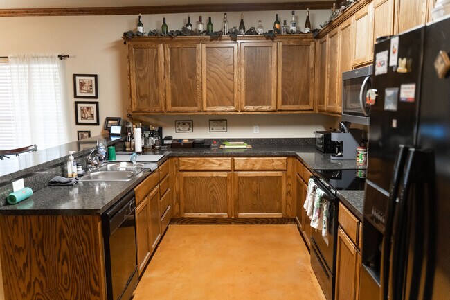 Foto del edificio - 103 Brock Hill Ln