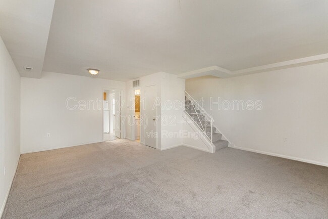 Building Photo - 3822 Keller Ave