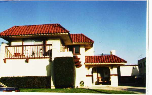 Building Photo - 16822 Sims St
