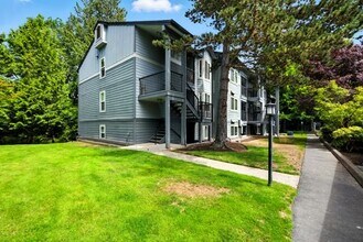 Building Photo - 11103 NE 124th Ln