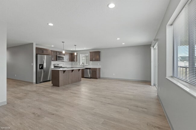 Building Photo - 3 br, 2 bath Duplex - 1504 Bell Street