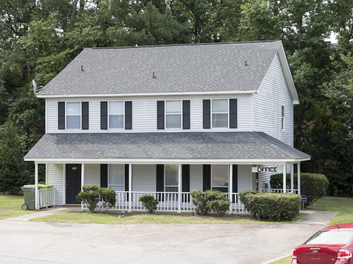 Primary Photo - Windridge Townhomes