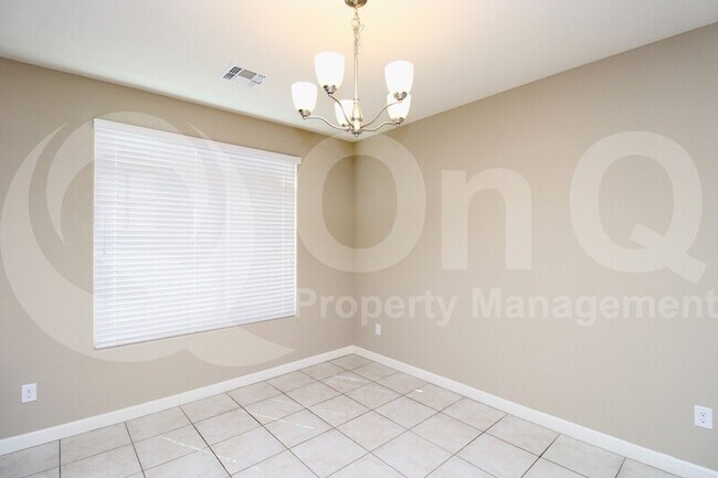 Foto del edificio - 2150 W Alameda Rd