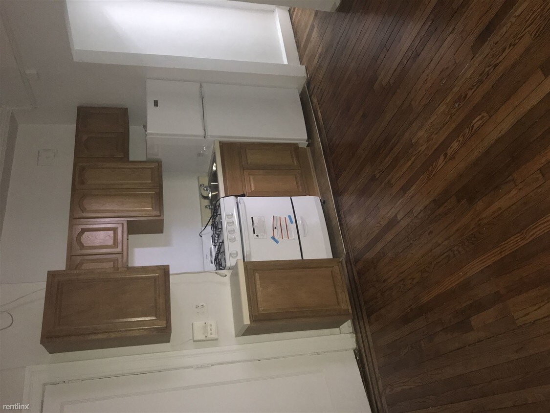 Studio, 1 bath - 4216 34th Ave - Studio, 1 bath  - 4216 34th Ave