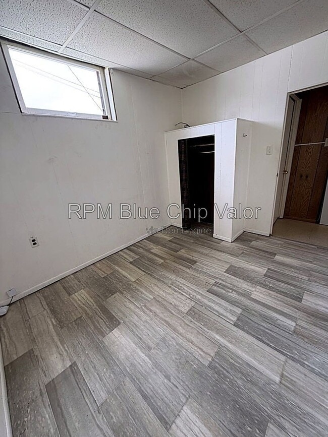 Building Photo - 3406 Van Hook Ave