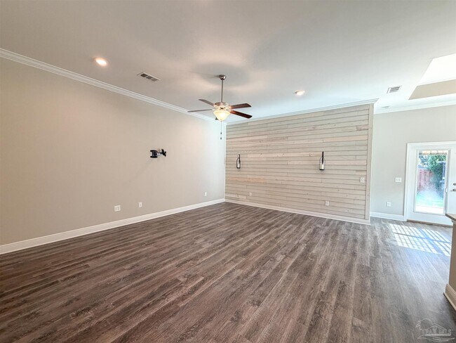 Foto del edificio - 6109 Twenty One Oaks Dr