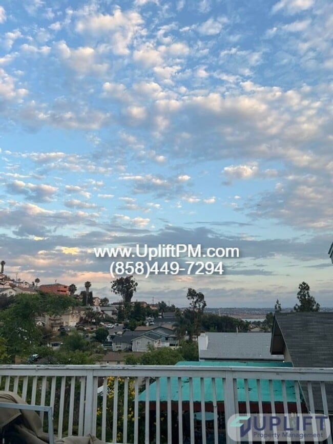 Foto del edificio - 1225 Capistrano Ave