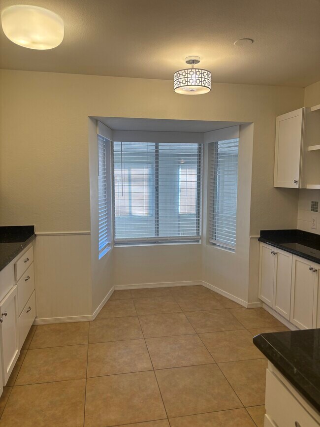 Building Photo - 18419 N 94th Dr