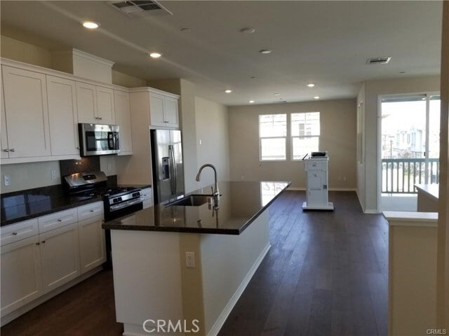 Building Photo - 7039 Turin Pl