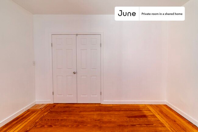 Foto del edificio - Room in Shared 4 bed/1 bath home