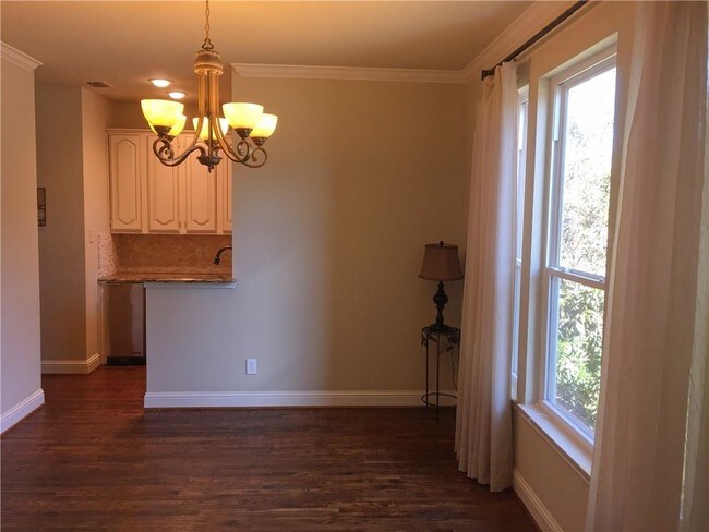 Building Photo - 2145 Tartan Trail