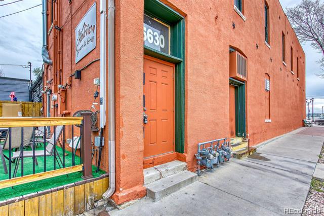 Foto del edificio - 5630 Webster St