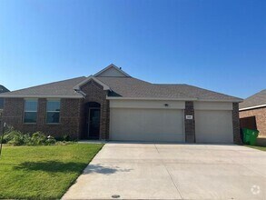 Building Photo - 3413 Marino Dr