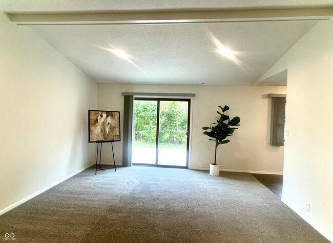 Building Photo - 5505 N Austin Dr