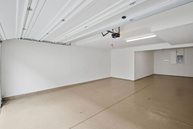 Foto del edificio - 37607 Cape Cod Rd