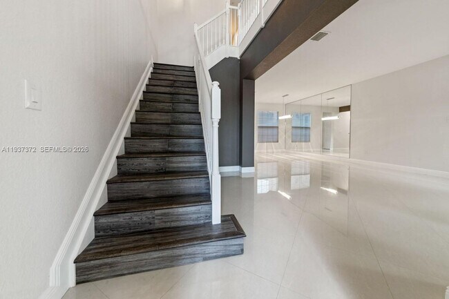 Foto del edificio - 1228 SW 147th Ave