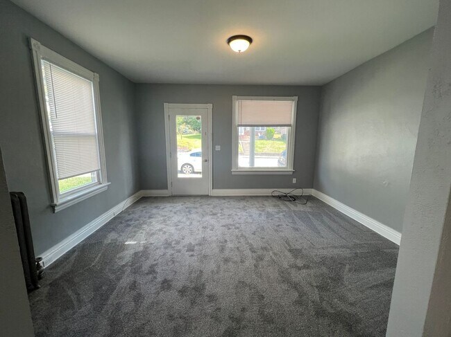 Foto del edificio - 134 N Walnut St