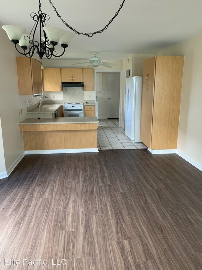 Building Photo - 4 br, 2 bath House - 1439 Akuleana Pl #B