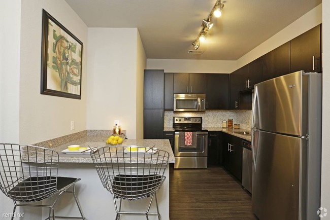 Building Photo - 2 br, 2 bath Condo - 6601 S Fry Rd # 266