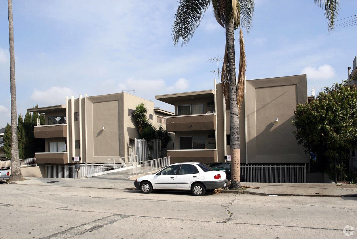Building Photo - 5525-5527 Virginia Ave