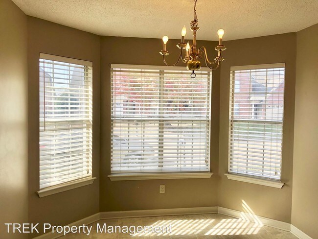 Building Photo - 3 br, 2 bath House - 1806 Black Bear Cir. W