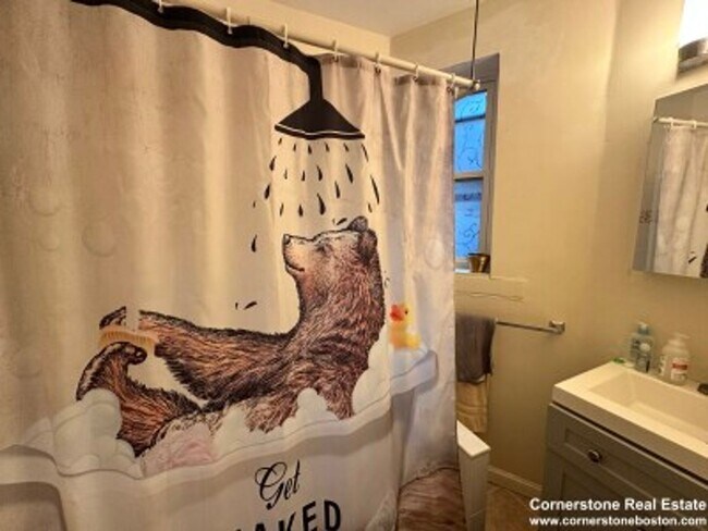 Photo - FENWAY (NEU) 3 BR Apt - 9/1 - NO BROKER FEE