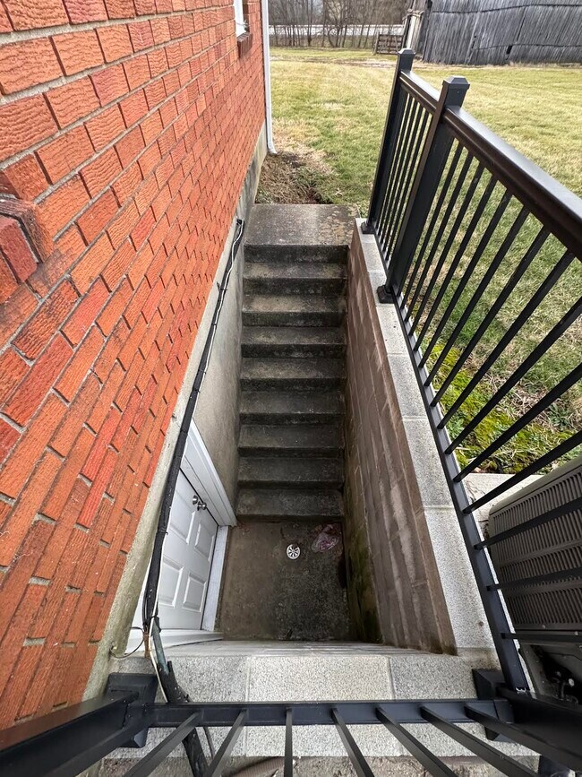 Foto del edificio - 111 Hartley Ln