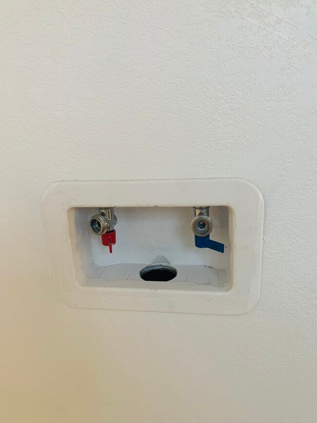 Laundry hook up - 11622 S Hoover St