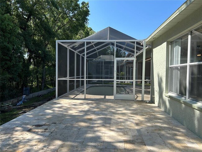 Building Photo - 15513 Eastbourn Dr