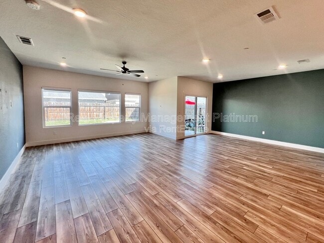 Building Photo - 2321 S Purdue Ave