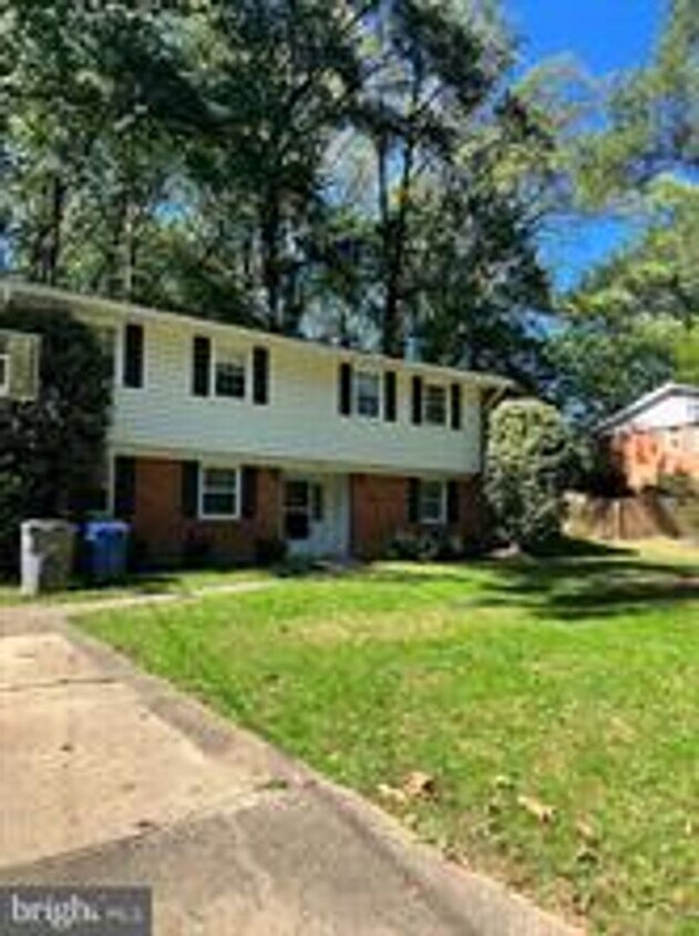 Primary Photo - 3900 Ivydale Dr