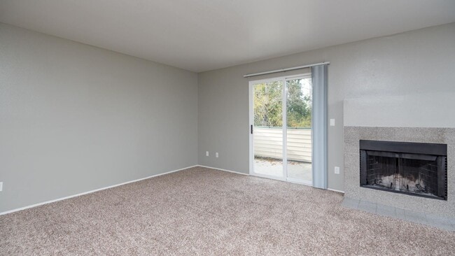 Interior Photo - Willow Park