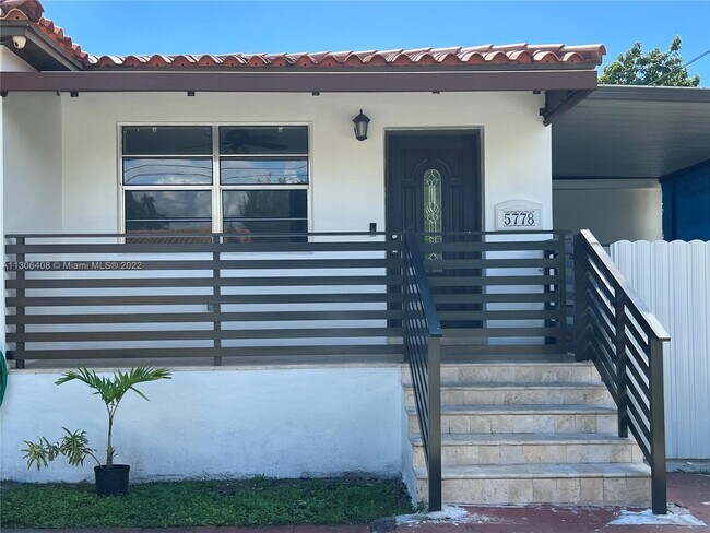 Foto del edificio - 5778 SW 22nd St