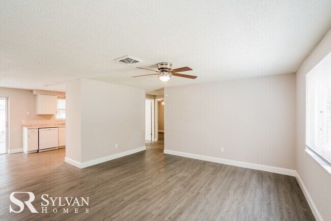 Foto del edificio - Charming 3BR 2BA ranch home