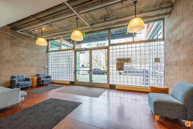 Interior Photo - Esther Short Commons