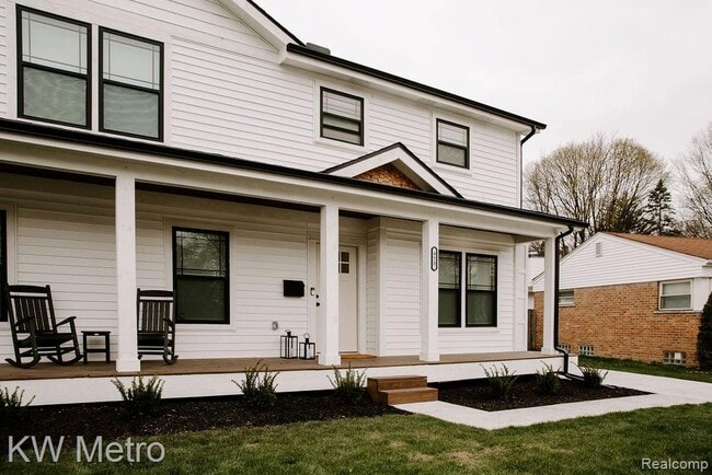 Building Photo - 973 Allen Dr