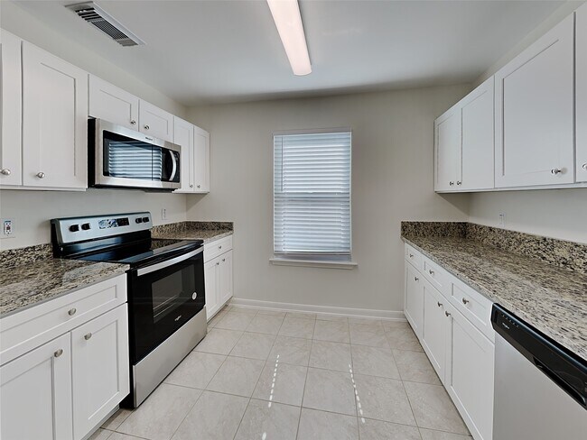 Building Photo - 11731 Rolling Stream Dr