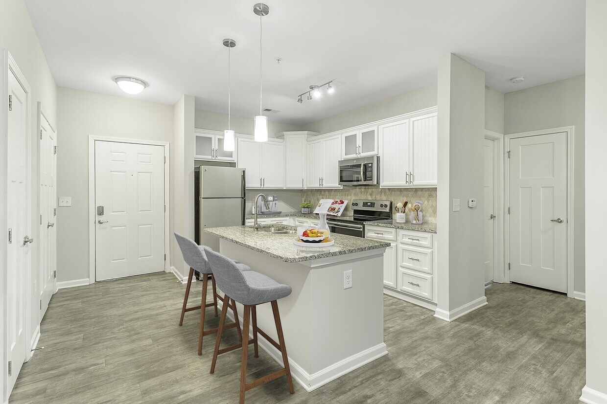 Hawthorne at Mirror Lake Apartments in Villa Rica, GA